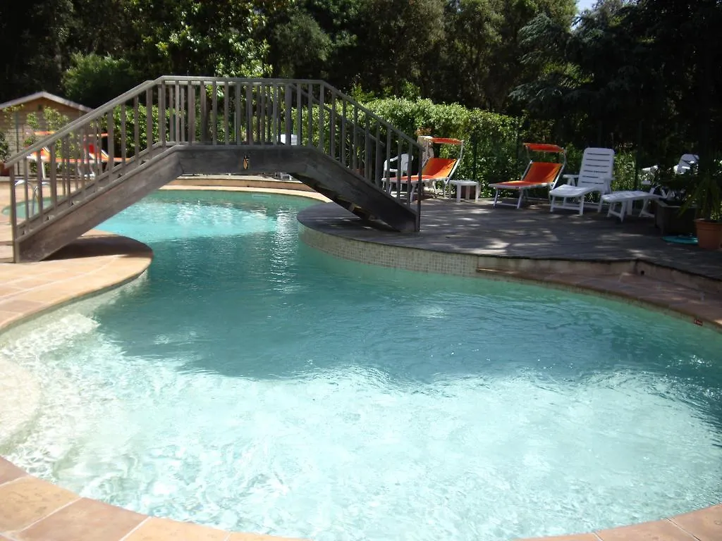 Hotel Les Palmiers Bormes-les-Mimosas 3*,